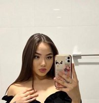 Dilya - escort in Al Manama Photo 6 of 8