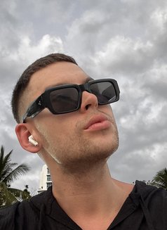 Dima massage 🏽‍♂️ - Male escort in Dubai Photo 7 of 14