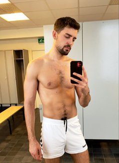 Dimitri Xxl - Male escort in Stockholm Photo 3 of 3