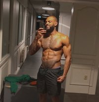 Dimitri24 Cm - Male escort in Amsterdam