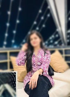 Dimpal - escort in Ahmedabad Photo 2 of 3