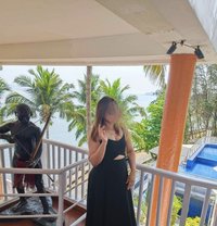 Dimple Cam Show and Real Meet - escort in Kochi