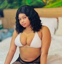 Dimple - escort in Beirut