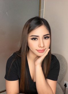 Dimple - escort in Abu Dhabi Photo 10 of 10