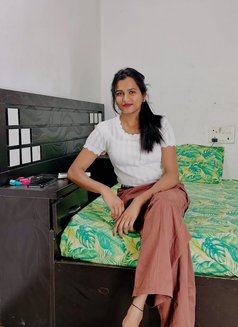 Dimple Escort - escort in Bangalore Photo 1 of 3