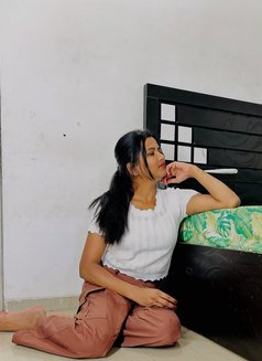 Dimple Escort - escort in Bangalore Photo 2 of 3