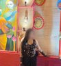 Roshni - escort in Ahmedabad Photo 1 of 3