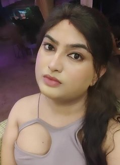 Dimple Rathore - Transsexual escort in Hyderabad Photo 13 of 15