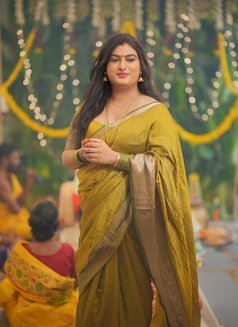 Dimple rathore - Transsexual escort in Pune Photo 18 of 22