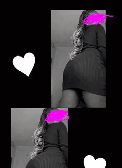 Dimples - escort in Nairobi Photo 3 of 3