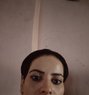 Dina - masseuse in Cairo Photo 1 of 1