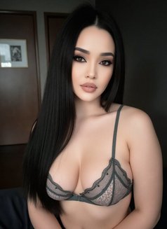 Dina | GFE Queen of squirt 100% Real - puta in Dubai Photo 9 of 15