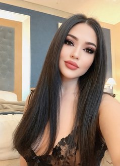 Dina | GFE Queen of squirt 100% Real - puta in Dubai Photo 26 of 26