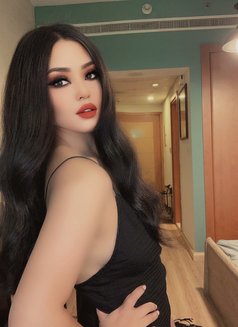 Dina | GFE Queen of squirt 100% Real - puta in Dubai Photo 11 of 17