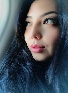 Dina - escort in Al Manama Photo 1 of 7