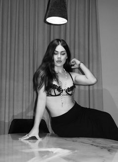 Dina Mariza Russian - Transsexual escort in Riyadh Photo 2 of 30