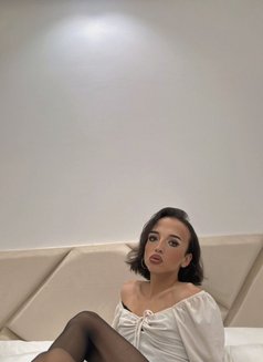 Dina - Acompañantes transexual in Jeddah Photo 4 of 14