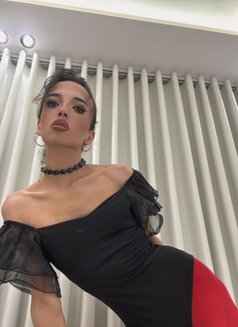 Dina - Acompañantes transexual in Jeddah Photo 7 of 14