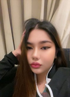 Dina - escort in Khobar Photo 20 of 24