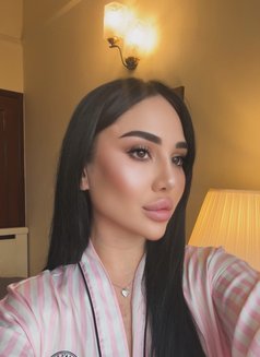 Dina - escort in Tashkent Photo 3 of 6