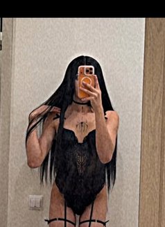 Dina - Transsexual escort in Baku Photo 6 of 6