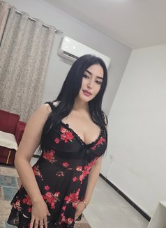 Dinar - escort in Muscat Photo 6 of 7