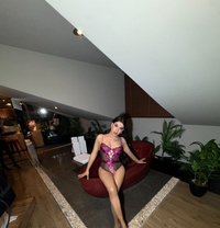 Dinara - Transsexual escort in İstanbul