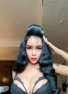 Dinda Boomshell with BigBoobs - Transsexual escort in Jakarta Photo 11 of 11