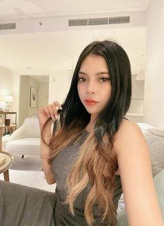 Dinda Hottest - independent - escort in Al Manama Photo 4 of 10