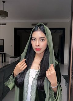 Dinda Hottest - independent - escort in Al Manama Photo 2 of 10