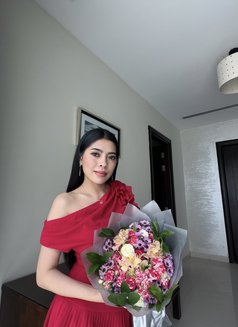 Dinda Hottest - independent - escort in Al Manama Photo 3 of 10