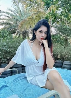Dinda oliv full services with anal x - puta in Dubai Photo 4 of 10