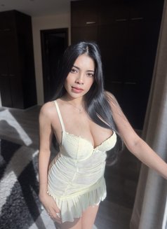 Dinda Hottest - independent - puta in Al Manama Photo 10 of 10