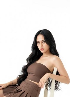 Dinda - escort in Bali Photo 5 of 9