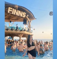 Dinda - escort in Bali Photo 10 of 10