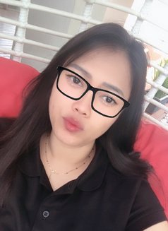 Dinda - escort in Jakarta Photo 3 of 11