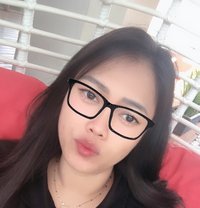 Dinda - puta in Jakarta