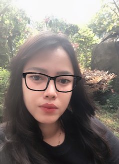 Dinda - escort in Jakarta Photo 4 of 11