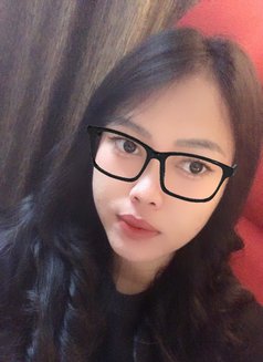 Dinda - escort in Jakarta Photo 5 of 11