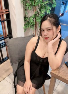 Dinda - escort in Johor Bahru Photo 5 of 7