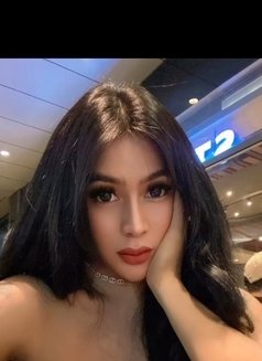 Dinda Boomshell with BigBoobs - Transsexual escort in Jakarta Photo 1 of 11