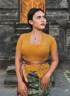 Dinda🇲🇳 Verstiel (TOP & Bottom) - Acompañantes transexual in Bali Photo 20 of 21