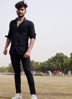 Dinesh Singh - Male escort in Bangalore Photo 2 of 6