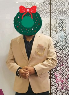 Dinesh Kulkarni - Male escort in Mumbai Photo 2 of 3