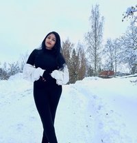 Dinia - escort in Fujairah