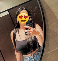 Dinusha for Cam and Real Meet - escort in Colombo