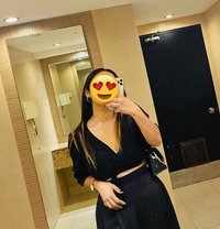 Dinusha for Cam and Real Meet - escort in Colombo