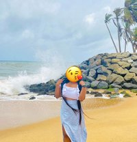 Dinushi - escort in Colombo