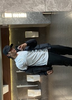 Dinver - Male escort in Kathmandu Photo 1 of 5