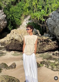Dio Anando - Male escort in Bali Photo 16 of 17